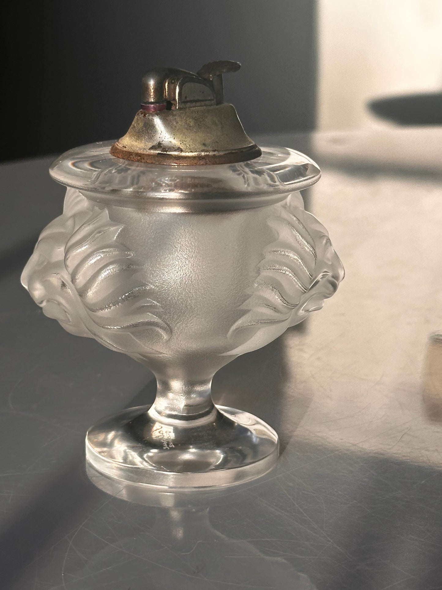Lalique Double Lion Head Table Lighter
