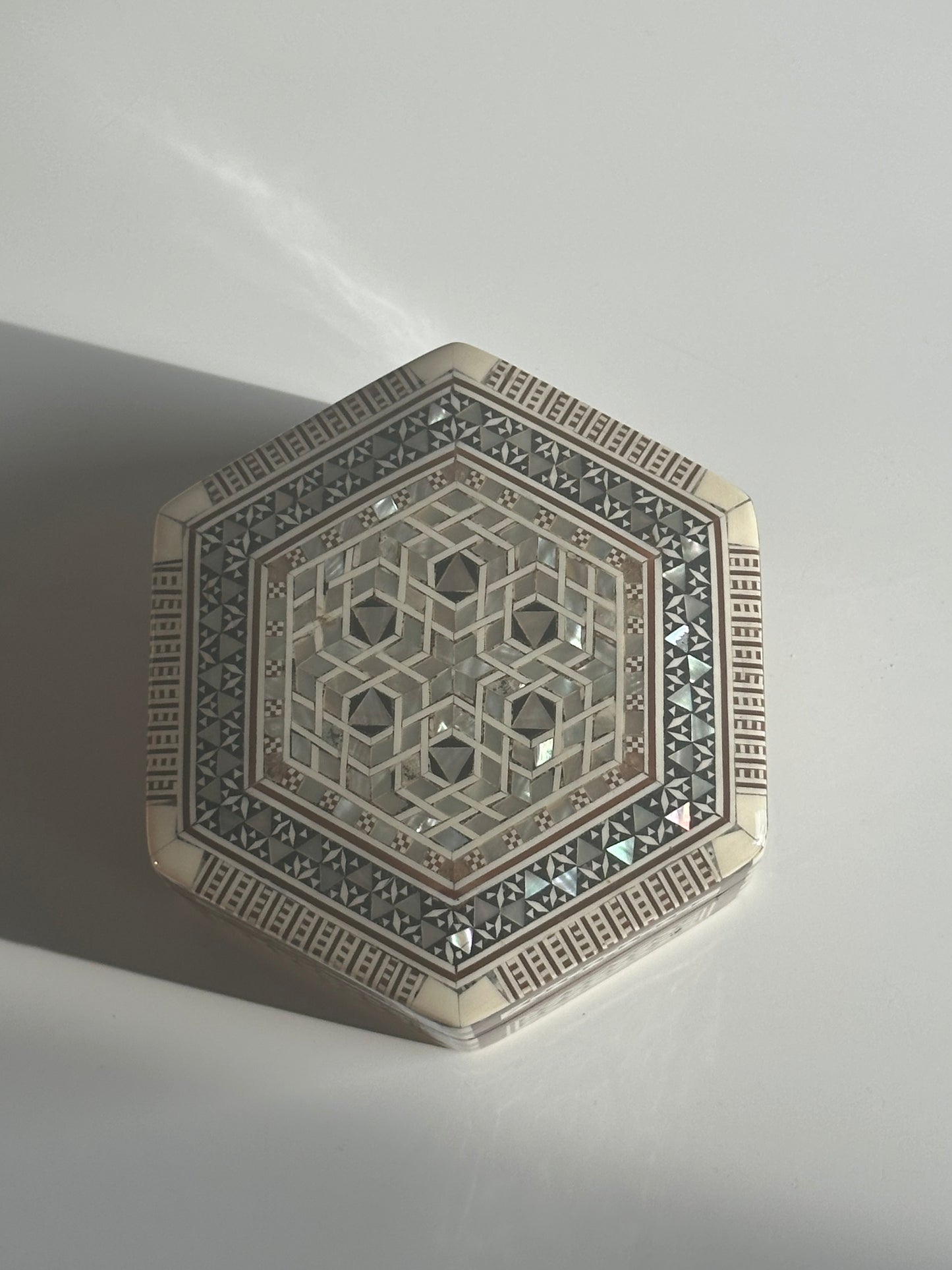 Vintage Hexagonal Inlaid Jewelry Box with Mother-of-Pearl